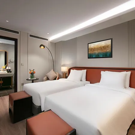 Le Premier Hotel & Rooftop Bar Hanoi Exterior photo