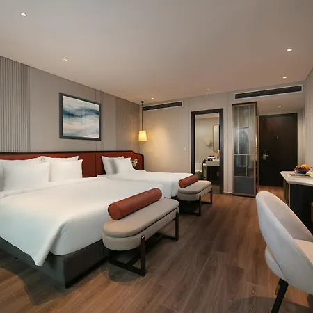 Le Premier Hotel & Rooftop Bar Hanoi Exterior photo