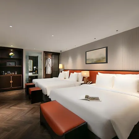 Le Premier Hotel & Rooftop Bar Hanoi Exterior photo